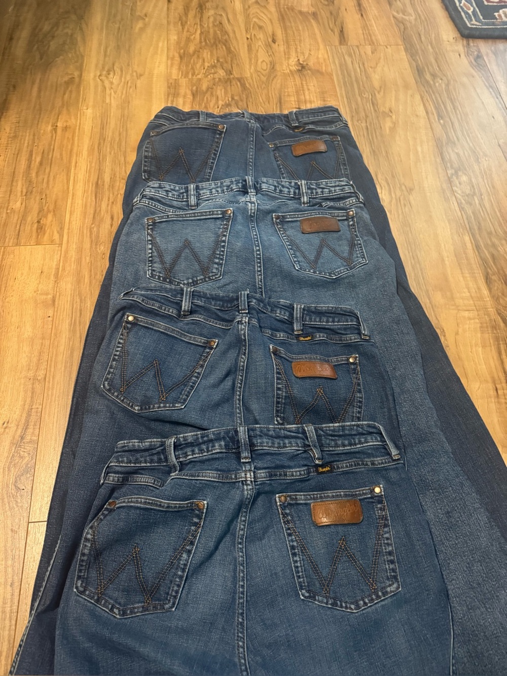 Lot of 4 pairs of Wrangler High Waist Slim Boot Jeans